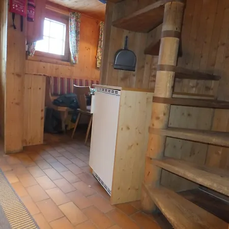 Hüttenzeit Almhütte Ferienhaus Sölden