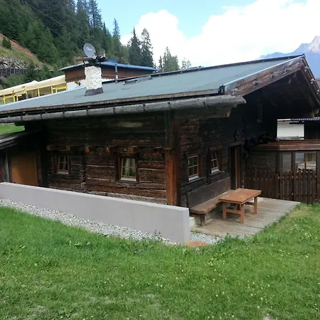 Ferienhaus Hüttenzeit Almhütte