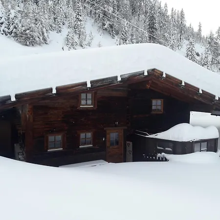 Hüttenzeit Almhütte Сasa de vacaciones Sölden