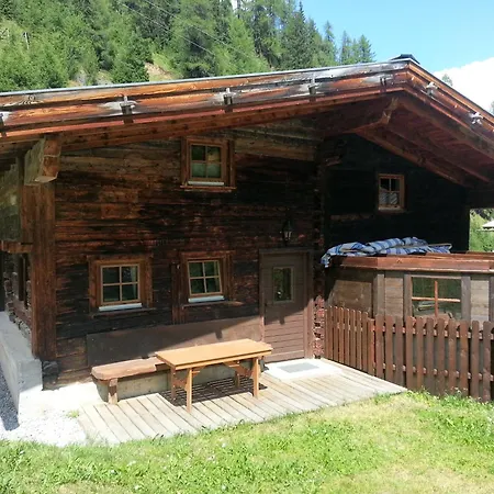 Hüttenzeit Almhütte Сasa de vacaciones