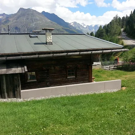 Hüttenzeit Almhütte Sölden